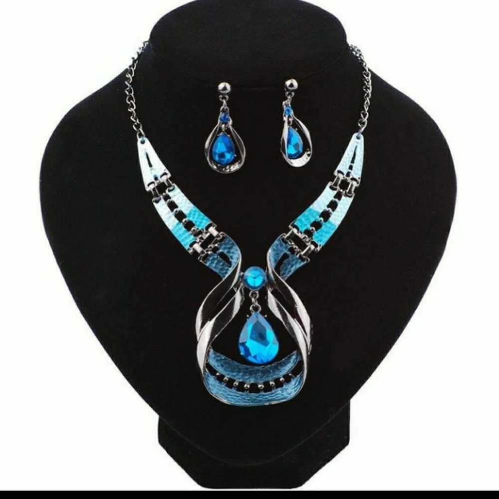 Exquisite Party Ensemble